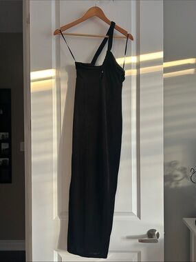Black One-Shoulder Dress - hello Molly